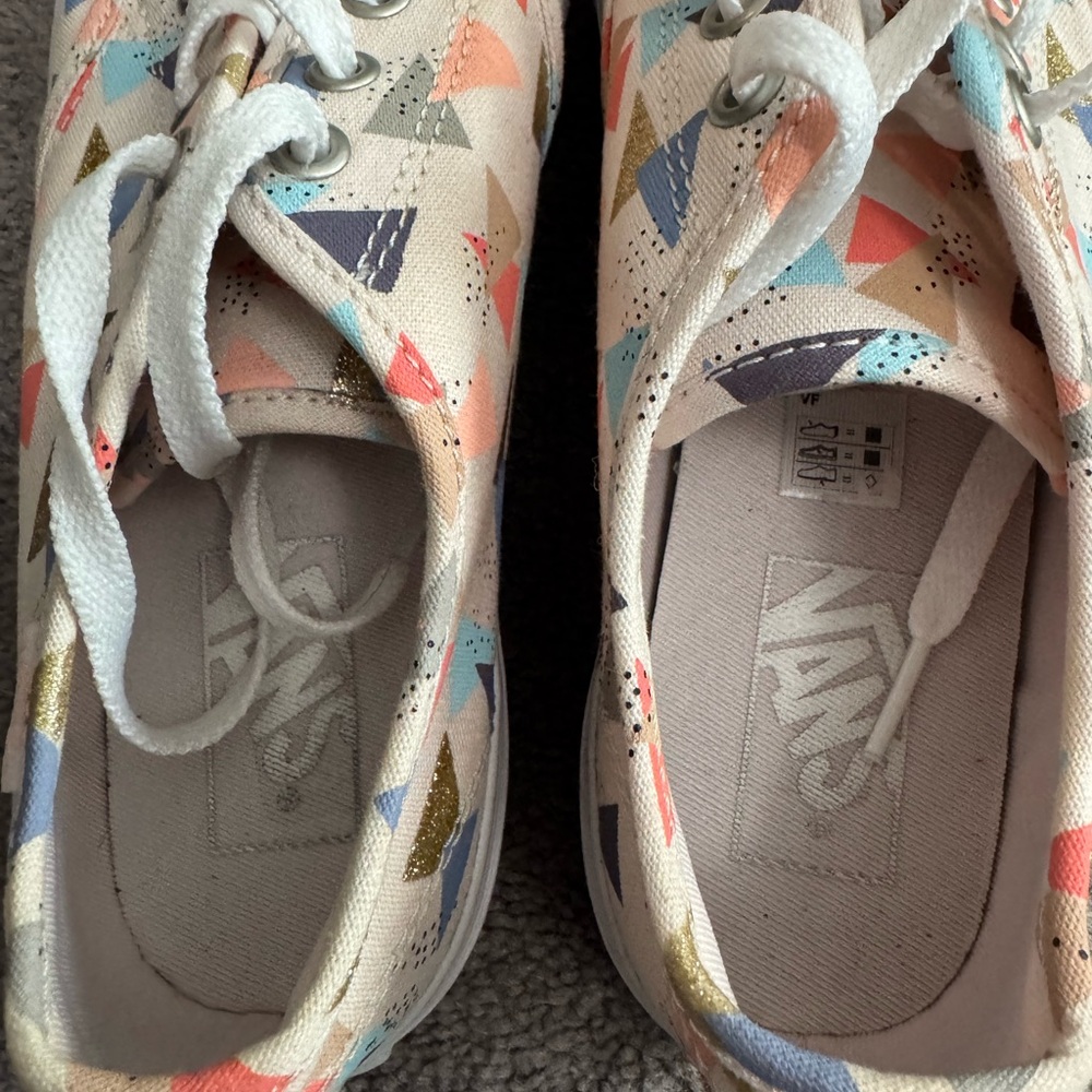 Colorful Geometric Pattern vans - Picture 2 of 5